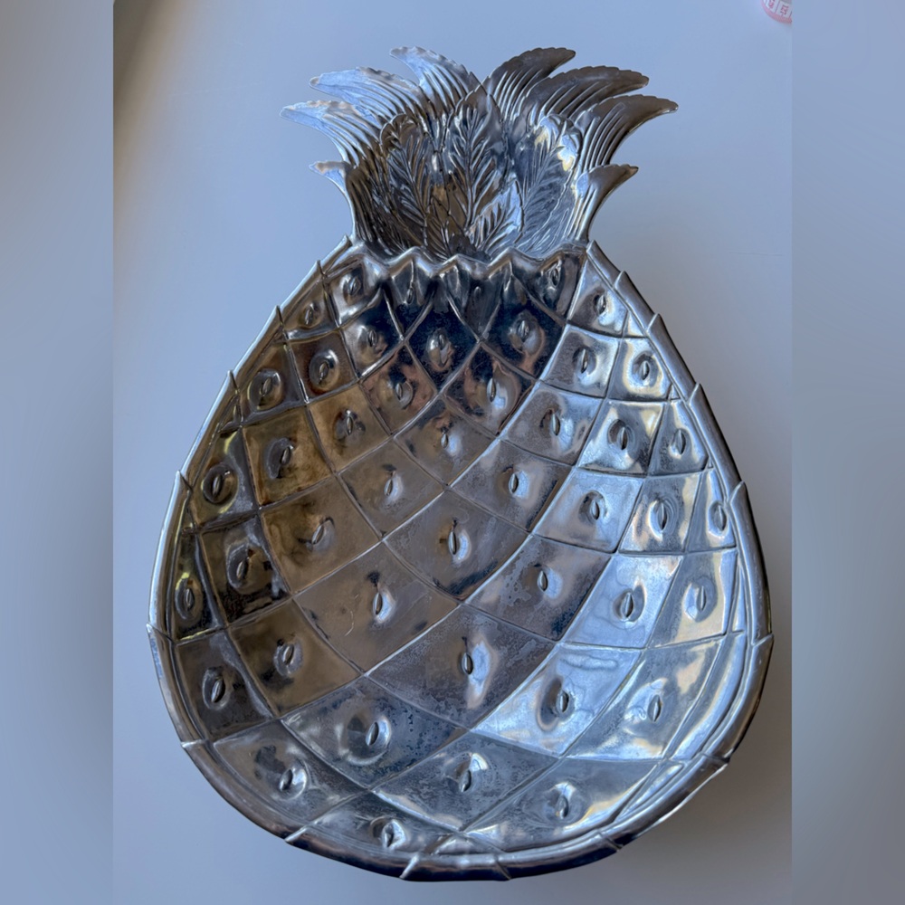 Arthur Court Pineapple Chip and Dip Tray‎